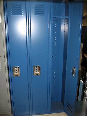 Steel lockers - lyon 1 tier 12 x 12 x 72 welded 3-wide