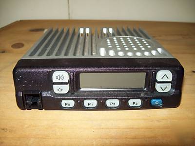 Icom ic-F420-10, uhf, 35W, 32 channel mobile radio