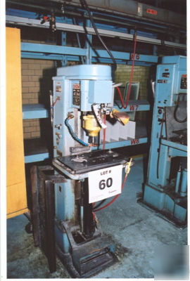 Dr-1A snow single spindle vertical drill, tapping head