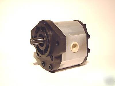 Hydraulic gear pump-group 3- 34CC/rev 2 bolt 13T shaft