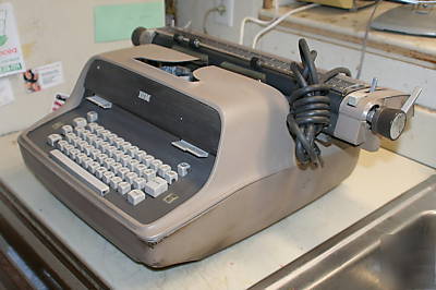 Ibm typewriter, model c or model d. fully refurbished