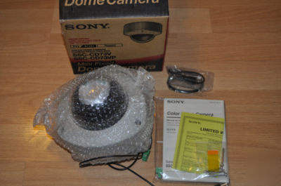Sony mini fixed dome camera ssc-CD73V day night 