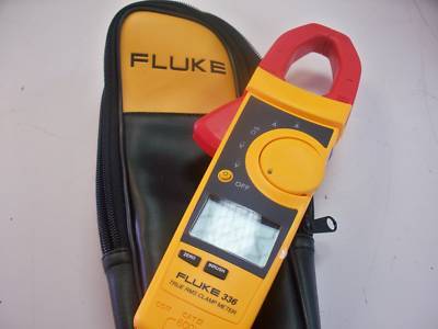 Fluke multimeter clamp with case-excellent condition