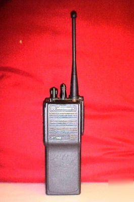 Motorola HT1000 ht 1000 uhf radio talkie two way