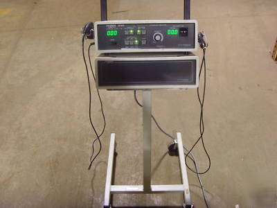 Intelect 240 ultrasound generator, 2 applicators & cart