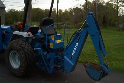 Ford 1320 tractor, 4X4, hydro, ps with loader & backhoe