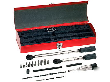 Klein 57060 25-piece electrician's kit-torque tools