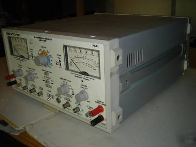 Sencore PA81 stereo power amplifier analyzer / working