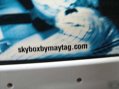 Skybox mini pop machine