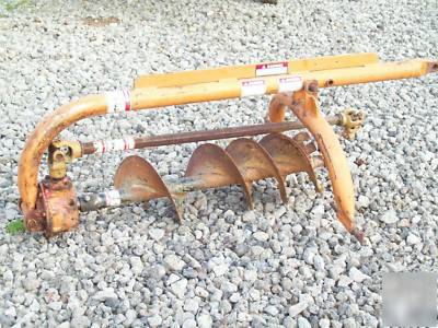 Woods 3-point hitch post hole digger ; very good cond.