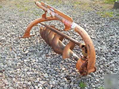 Woods 3-point hitch post hole digger ; very good cond.
