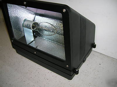 New 175 watt metal halide full cutoff wallpack & lamp