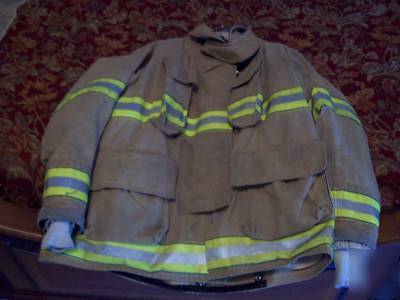 Big & tall globe gxtreme turnout gear for firefighting