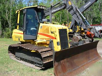New 2005 holland dozer DC95, widetrack