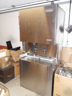 Scotsman touchfree ice and water dispenser