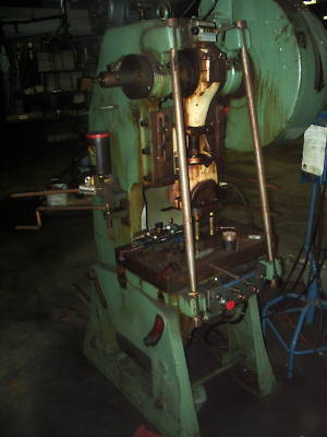 Comemet 30 ton obi punch press