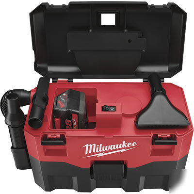 Milwaukee V28 cordless wet/dry vacuum