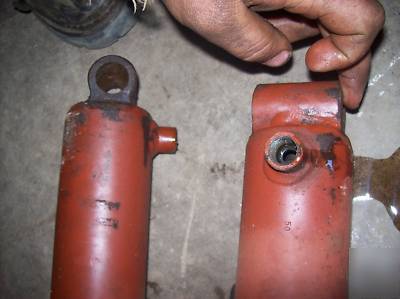 Wagner tractor loader hydraulic loader cylinders ford?