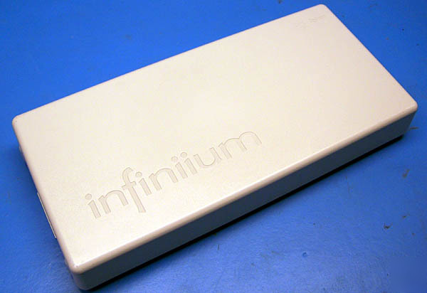 Hp/agilent 54825A infiniium oscilloscope front cover