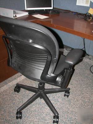 (20) steelcase leap black office chairs only $325 ea. 