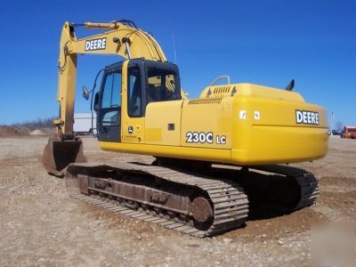 2004 john deere 230CLC excavator