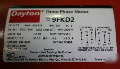 Dayton 2 speed 1/2 ton chain hoist with pendant control