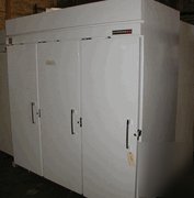 Kalvinator commercial 3 door reach-in freezer