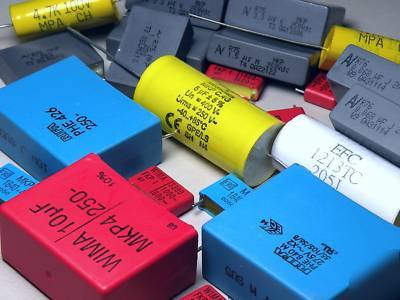 Large assortment polypropylene caps low esr high amps