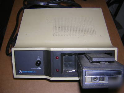 Motorola minitor/ pagecom amplifier charger