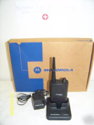 Motorola radius SP21 2 watt two way radio vhf business 