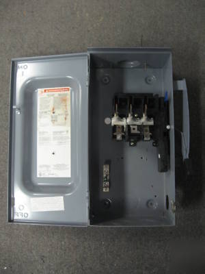 Square d safety switch 100 amp 240V DU323RB non fusible