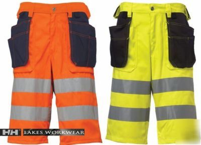 Helly hansen bridgewater shorts, hi vis - W38 / C54