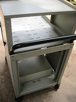 Hp/agilent 1181A mobile cart w/ printer platform