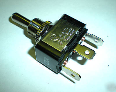 New (on)-off-(on) toggle switch, 20AMP, 3/4 hp, 