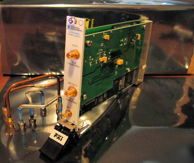 National instrument pxi-5620 frequency domain digitizer