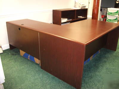 National office furniture arrowood l-shaped desk used