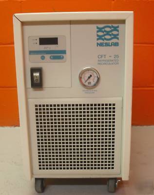 Neslab cft-25 recirculating chiller (reduced )