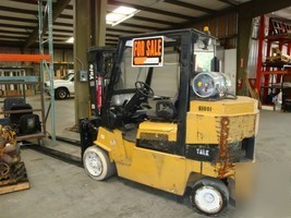 2004 yale 12,000 lb capacity forklift