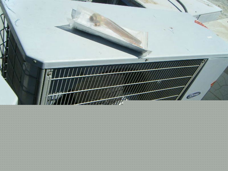 Carrier heat pump and condenser, model 38QR060C311 (#2)