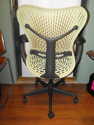 Herman miller mirra task chair MR123AAM