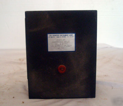 Lux scientific electronic relay model E2 - never used