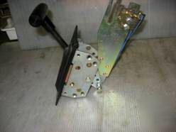 New - quadco shift control assembly p/n T3818L067