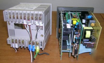 Omron E5AX-LA02 digital controller
