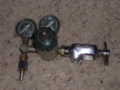 Oxygen pressure guage oxygen therapy type ot-301-b used