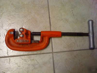 Rigid pipe dies, die handle, reamer, pipe cutter 12-r