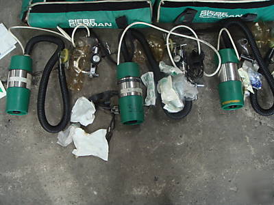 Siebe gorman resuscitation equipment oxygen paramedic