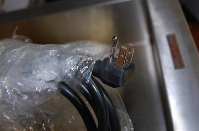 Alto shaam 100-hw well for warming food. ss and 120V