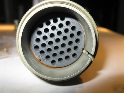 New electrical plug connector - p/n 10-214928-21I 