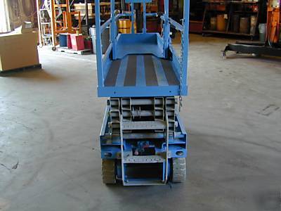  genie gs-1930 scissor lift nice 