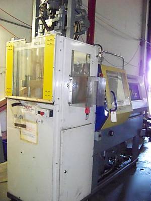 Battenfeld injection molder 